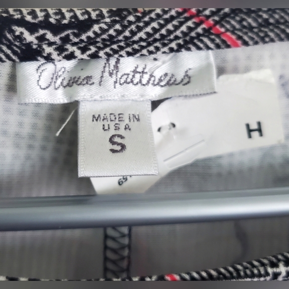 NWT Olivia Matthews Dress Long Bell Sleeves Black Gray Pink Floral Plaid Size S - Picture 11 of 12